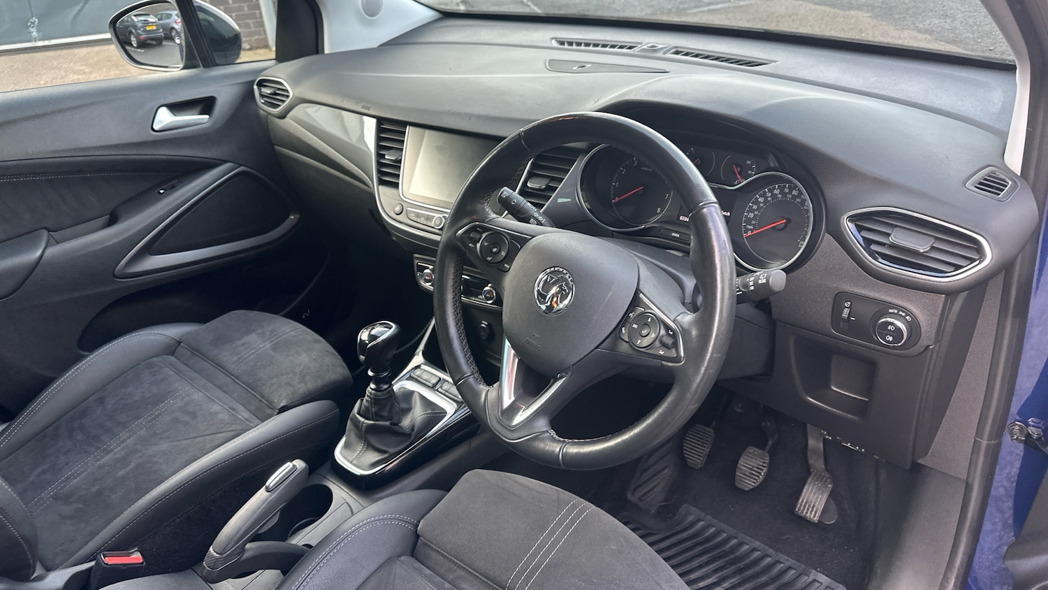 Used Vauxhall Crossland 2022 for sale - 76907664: Photo 11