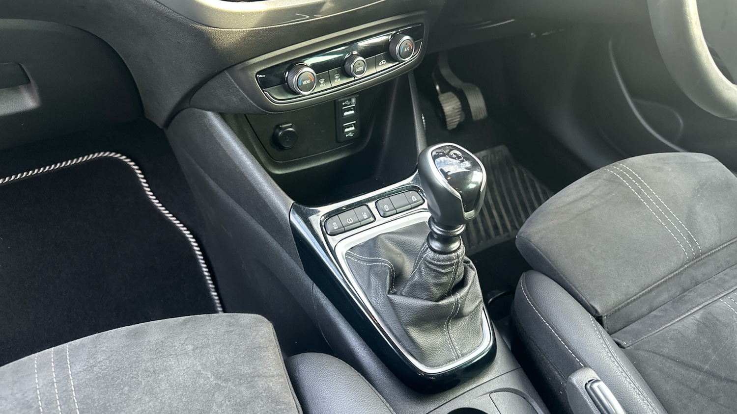 Used Vauxhall Crossland 2022 for sale - 76907664: Photo 13