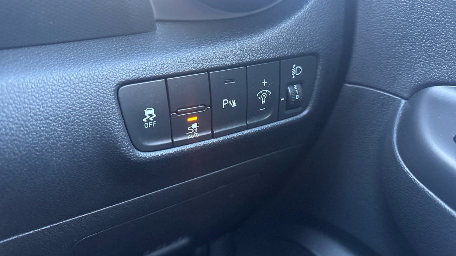 Used Hyundai KONA 2023 for sale - 77964792: Photo 40