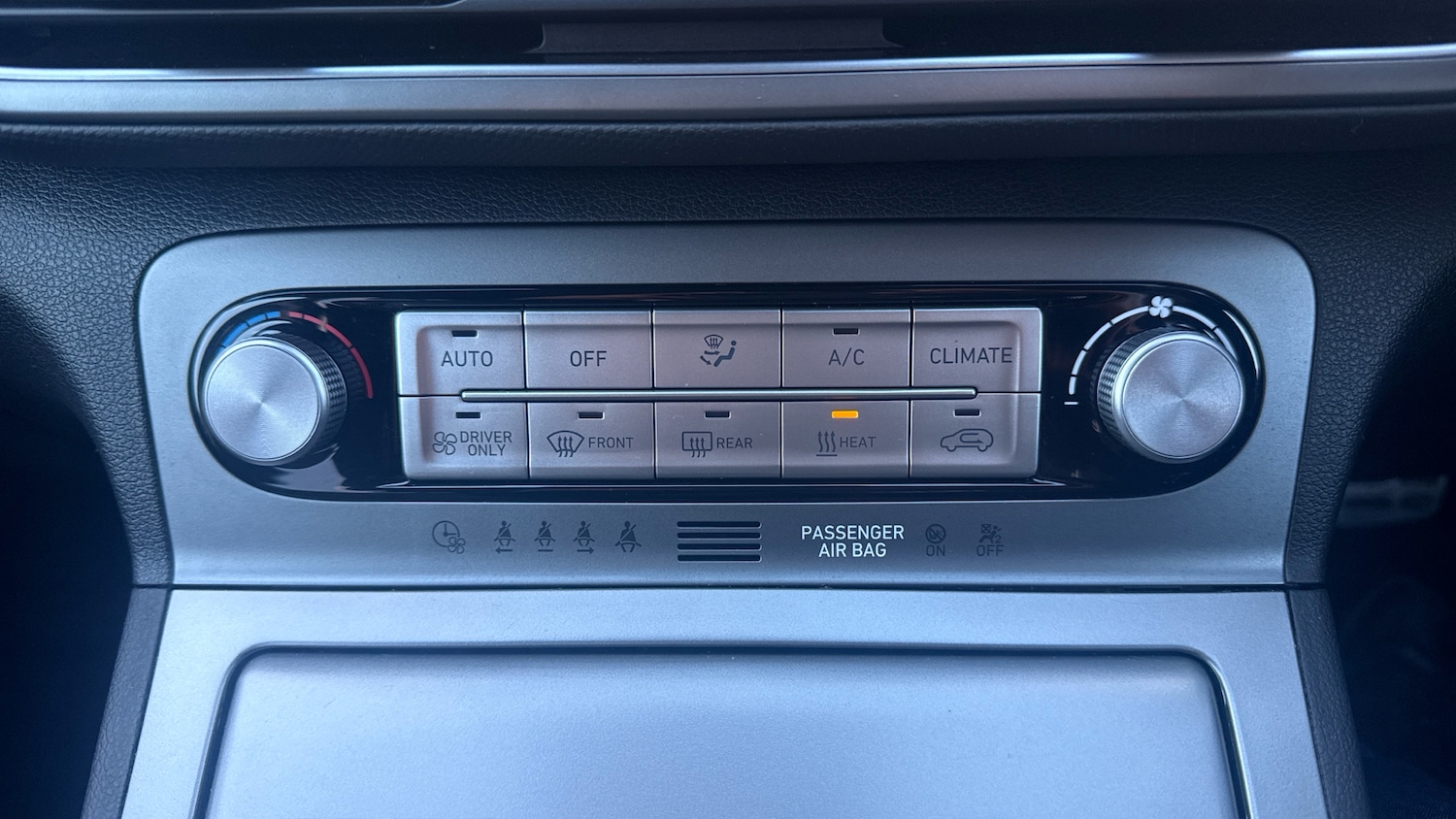 Used Hyundai KONA 2023 for sale - 77964792: Photo 44