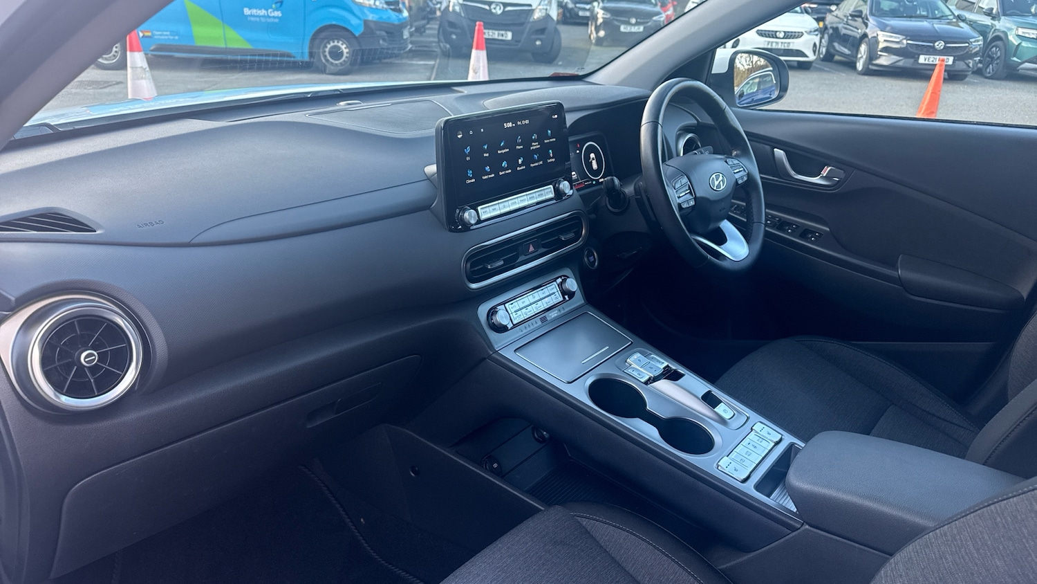 Used Hyundai KONA 2023 for sale - 77964792: Photo 9