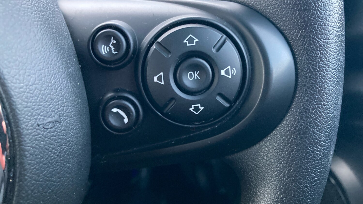 Used MINI Hatch 2019 for sale - 77351101: Photo 37