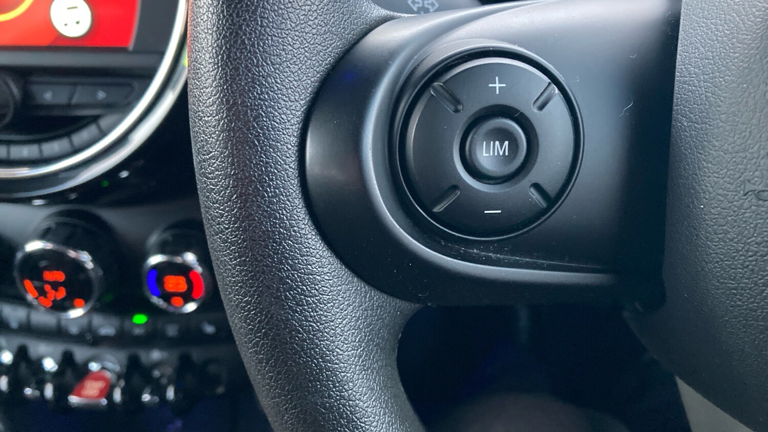 Used MINI Hatch 2019 for sale - 77351101: Photo 38