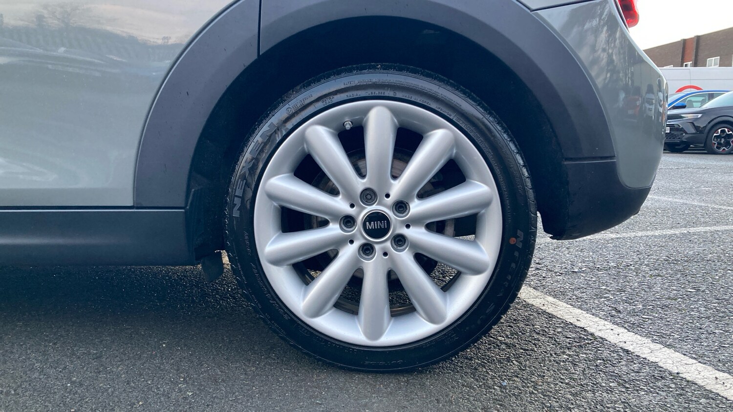 Used MINI Hatch 2019 for sale - 77351101: Photo 7