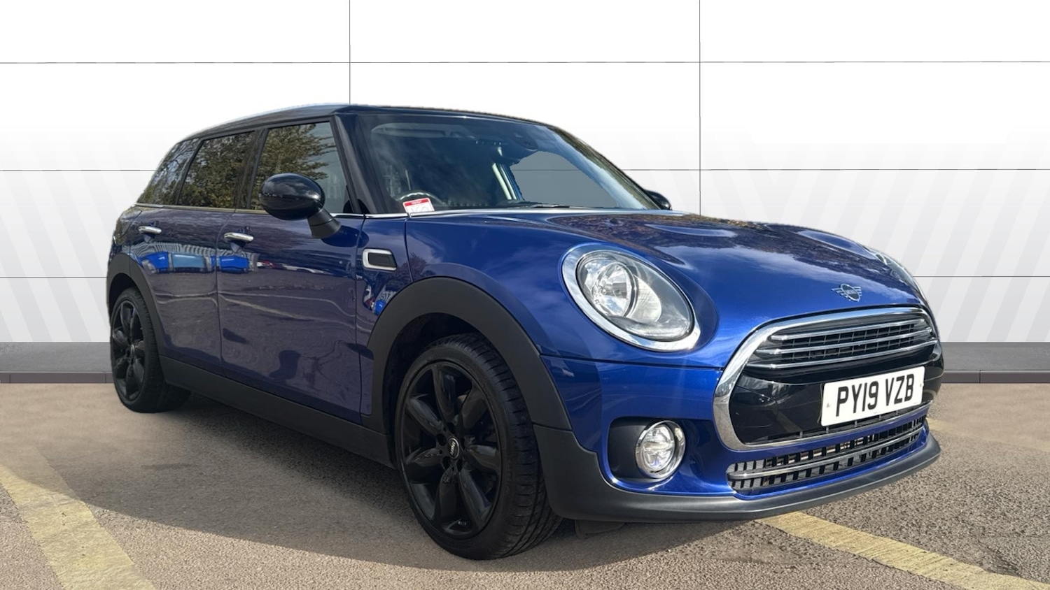 Used MINI Clubman 2019 for sale - 76421751: Photo 1