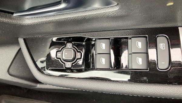 Used Vauxhall Astra 2022 for sale - 75692402: Photo 31