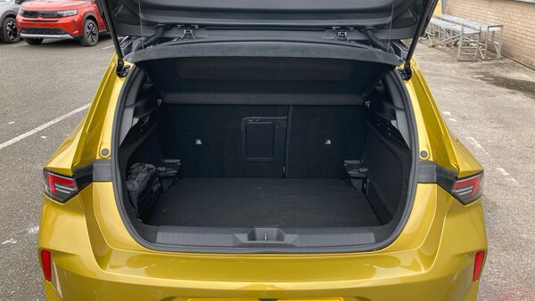 Used Vauxhall Astra 2022 for sale - 75692402: Photo 4