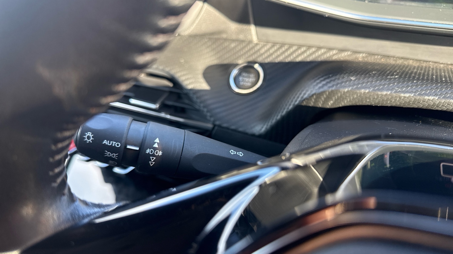 Used Peugeot 2008 2021 for sale - 76808055: Photo 35