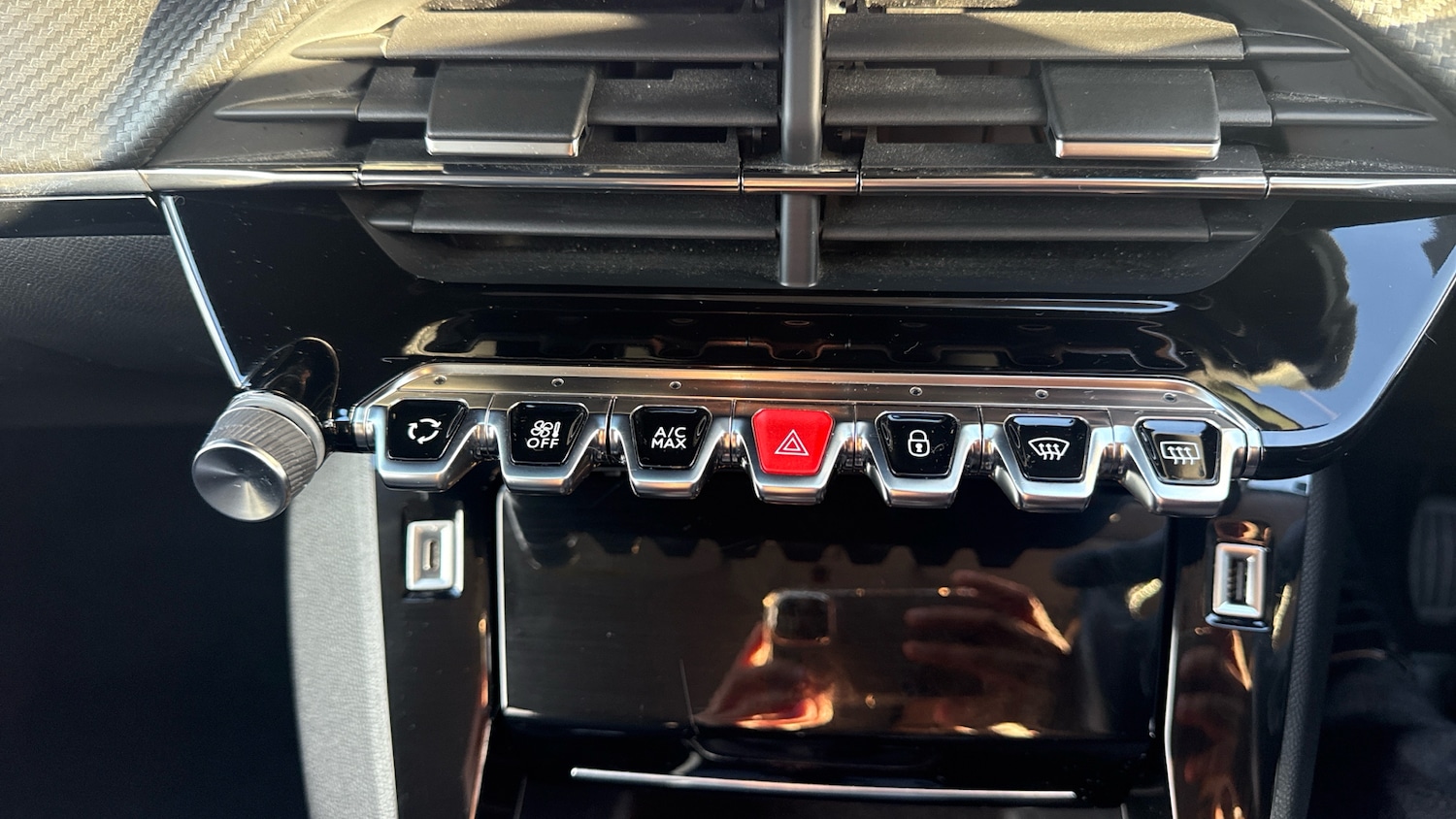 Used Peugeot 2008 2021 for sale - 76808055: Photo 39