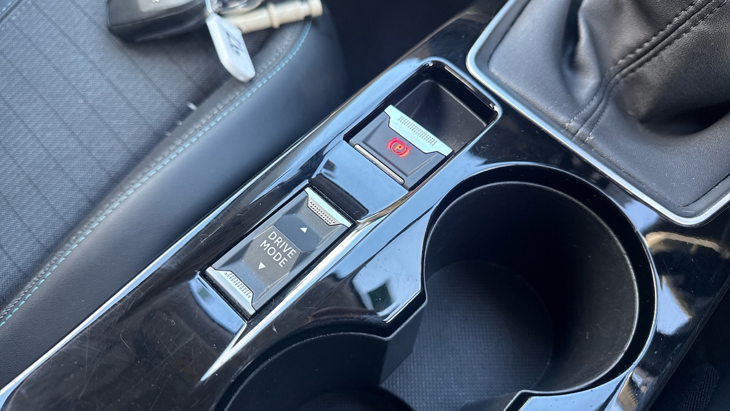 Used Peugeot 2008 2021 for sale - 76808055: Photo 41