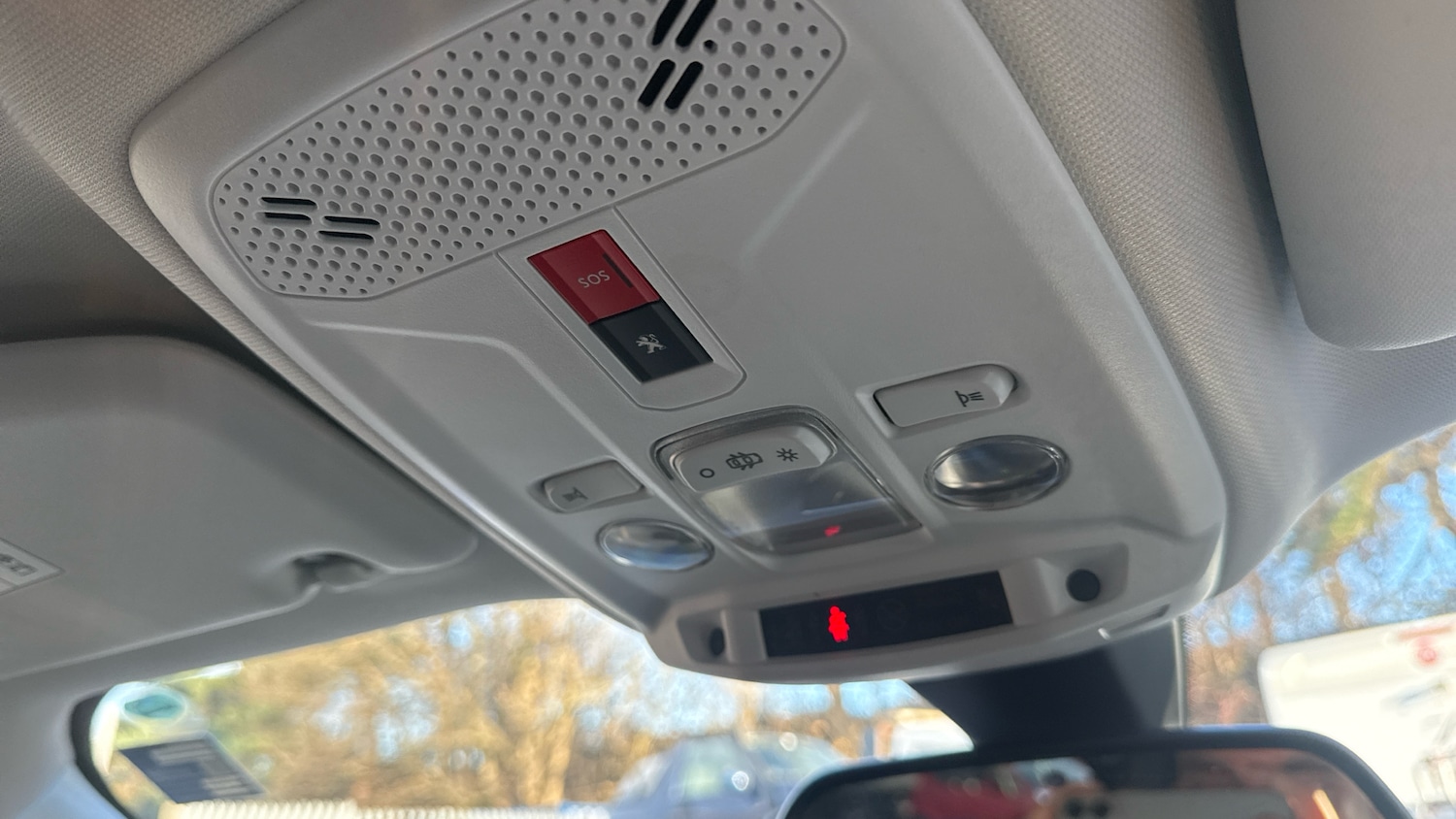 Used Peugeot 2008 2021 for sale - 76808055: Photo 42