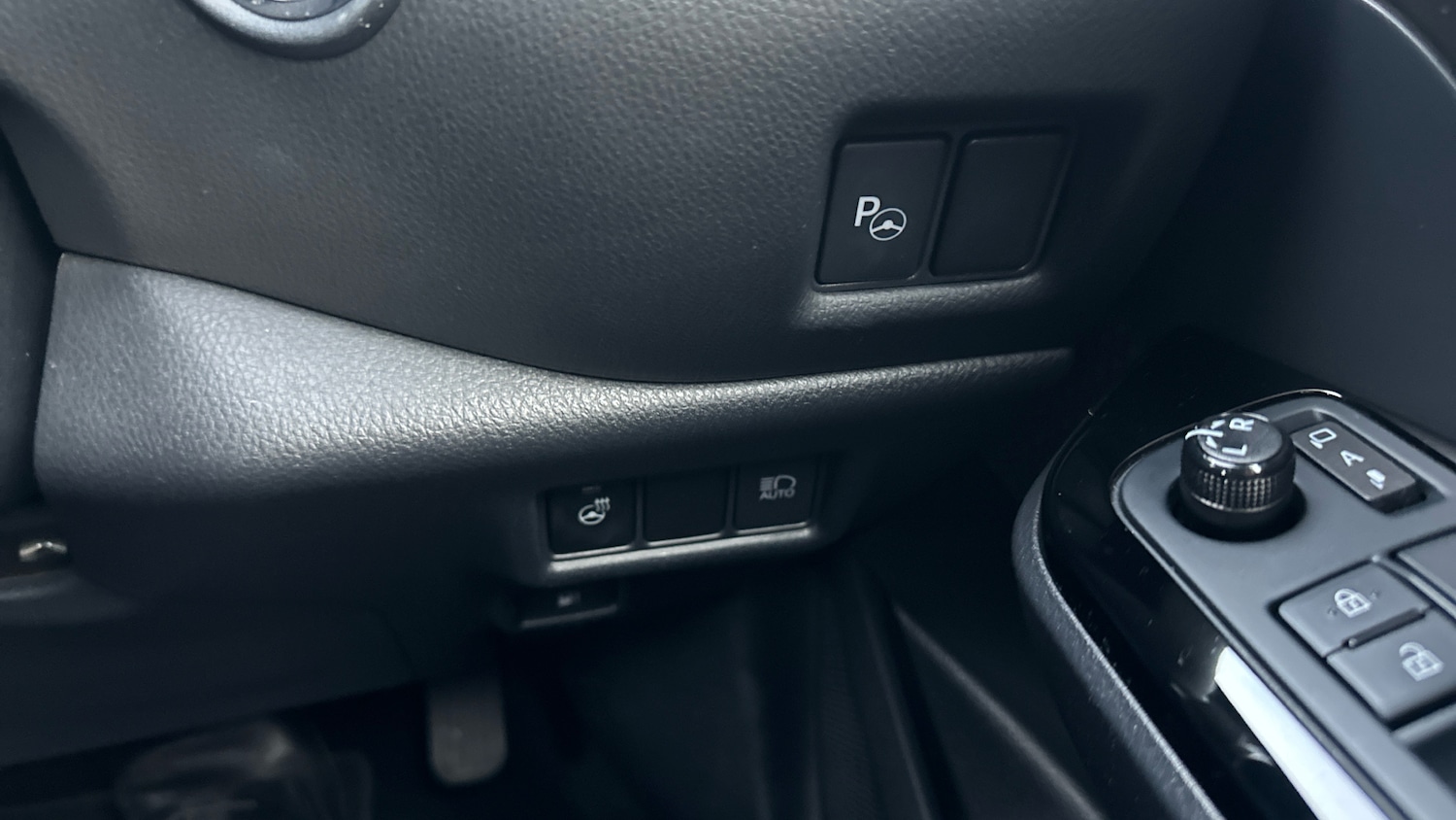 Used Toyota C-HR 2021 for sale - 76919696: Photo 22