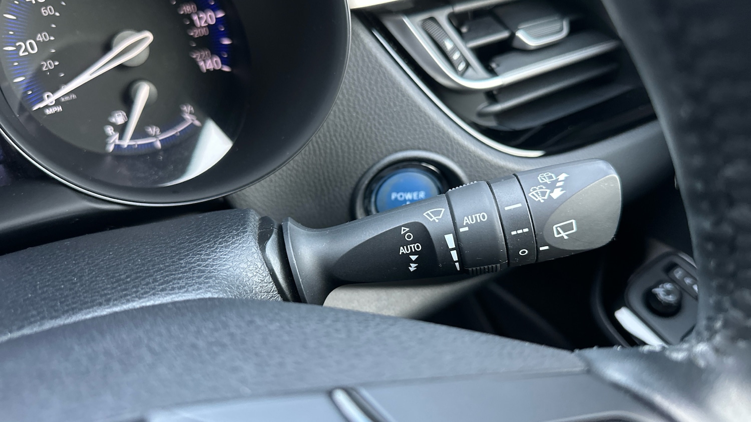 Used Toyota C-HR 2021 for sale - 76919696: Photo 27