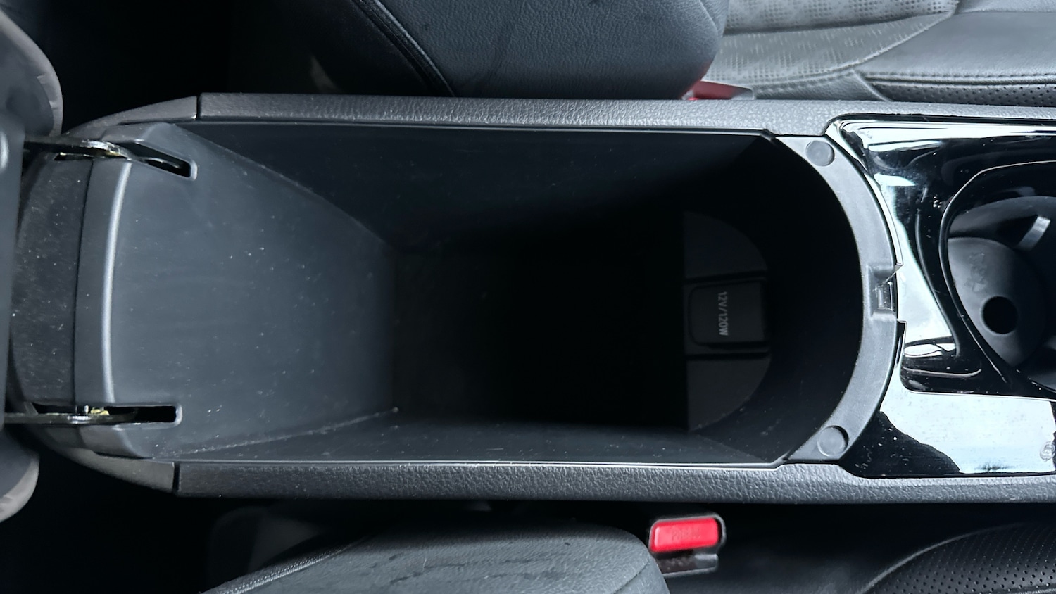 Used Toyota C-HR 2021 for sale - 76919696: Photo 35