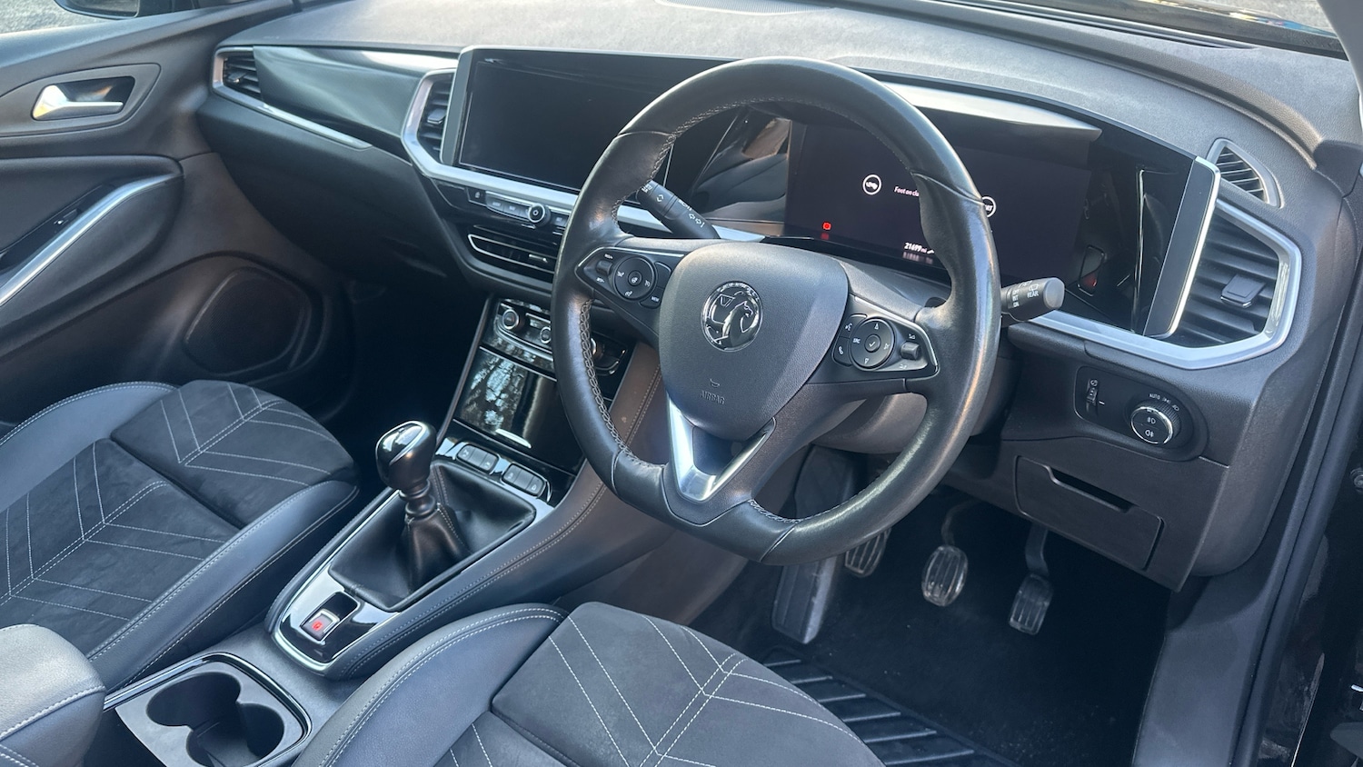 Used Vauxhall Grandland 2022 for sale - 76907659: Photo 11