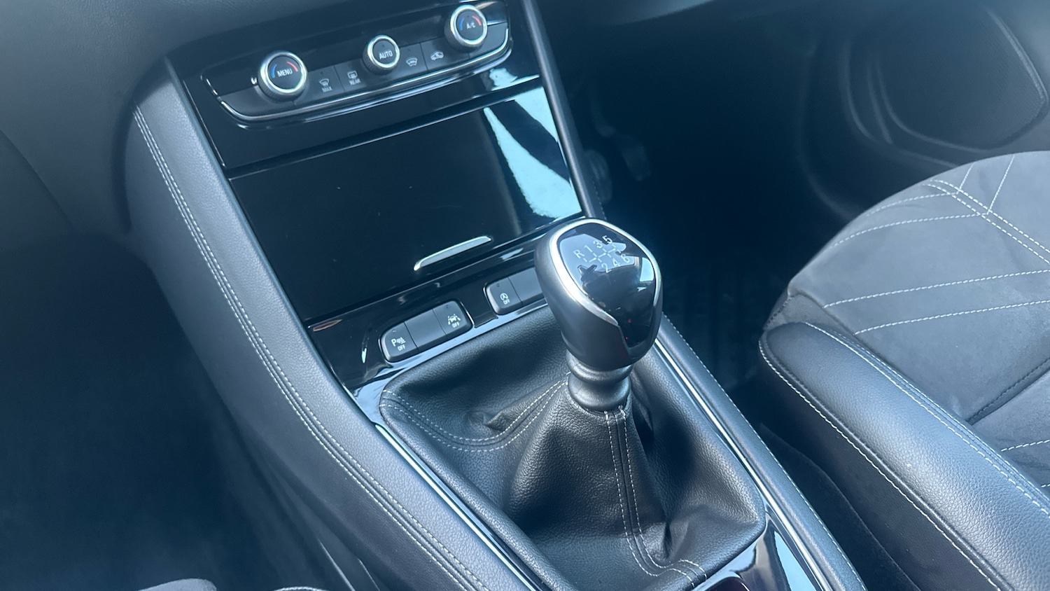 Used Vauxhall Grandland 2022 for sale - 76907659: Photo 13