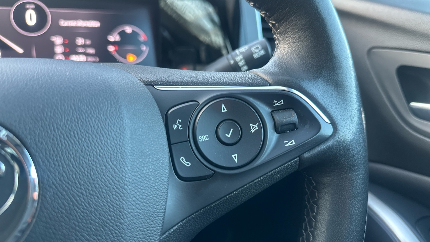 Used Vauxhall Grandland 2022 for sale - 76907659: Photo 31