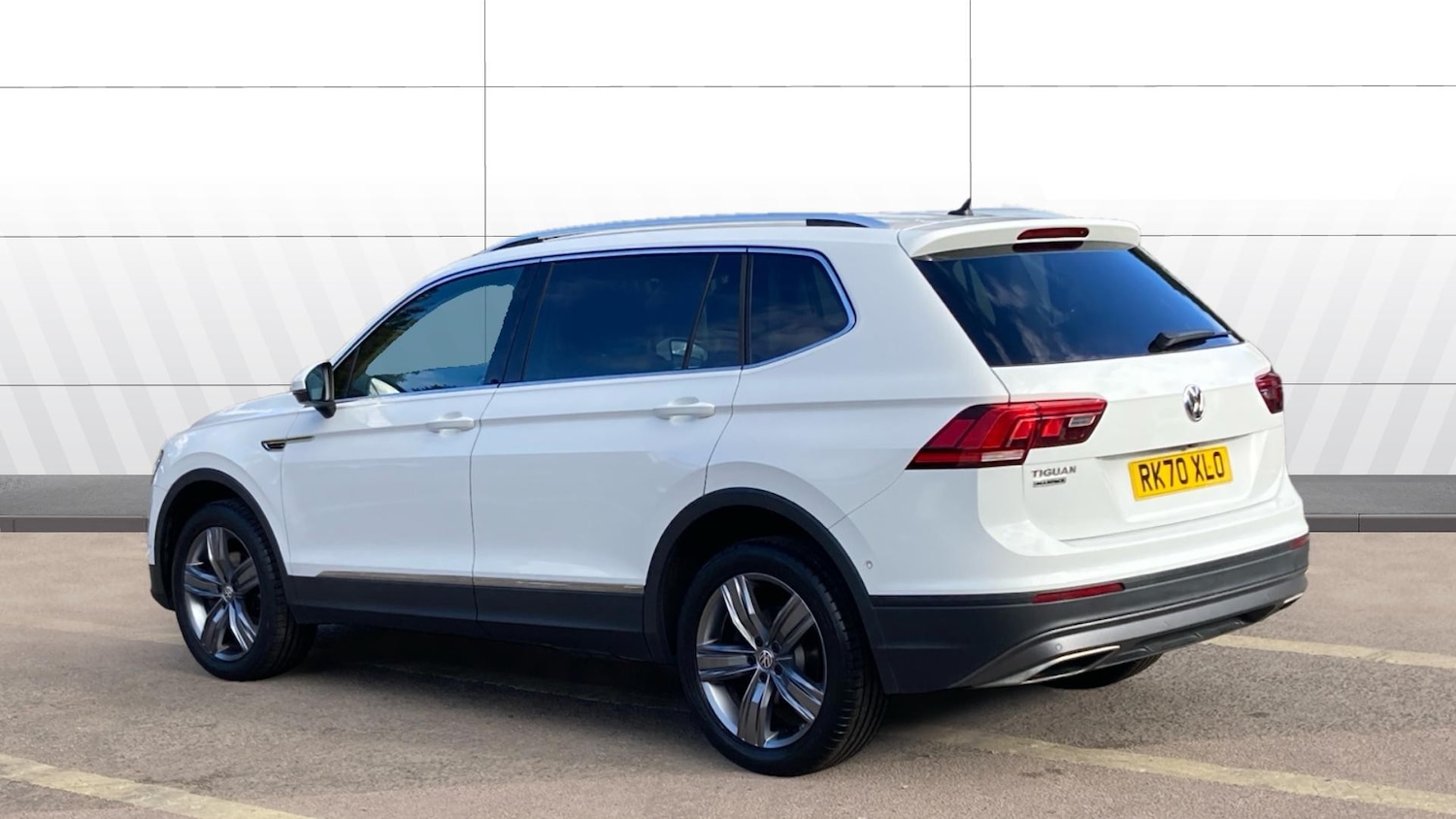 Used Volkswagen Tiguan Allspace 2020 for sale - 76340987: Photo 2