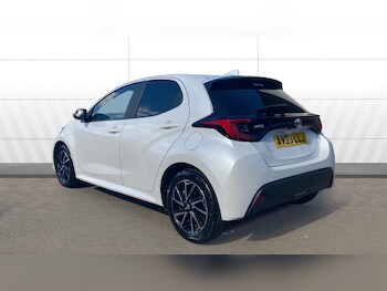 Used Toyota Yaris 2023 for sale - 78025945: Photo