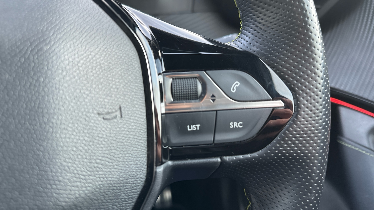 Used Peugeot 2008 2022 for sale - 77208194: Photo 26