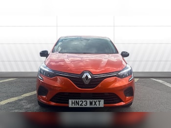 Used Renault Clio 2023 for sale - 78756046: Photo