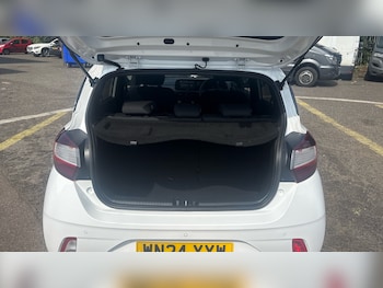 Used Hyundai i10 2024 for sale - 79196195: Photo