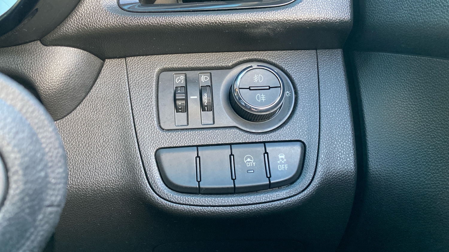 Used Vauxhall Viva 2018 for sale - 76835271: Photo 39