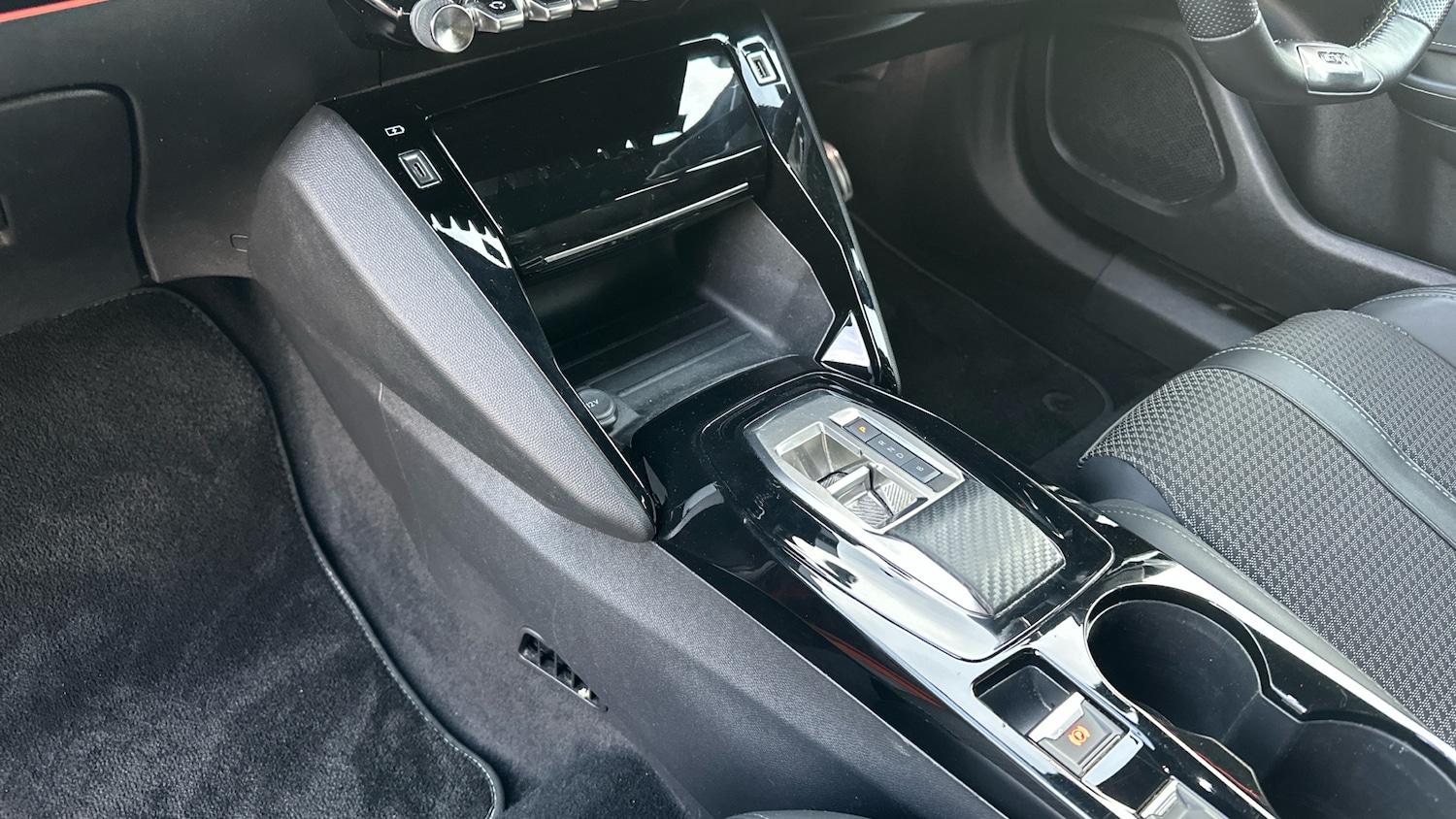 Used Peugeot 2008 2022 for sale - 76722725: Photo 13