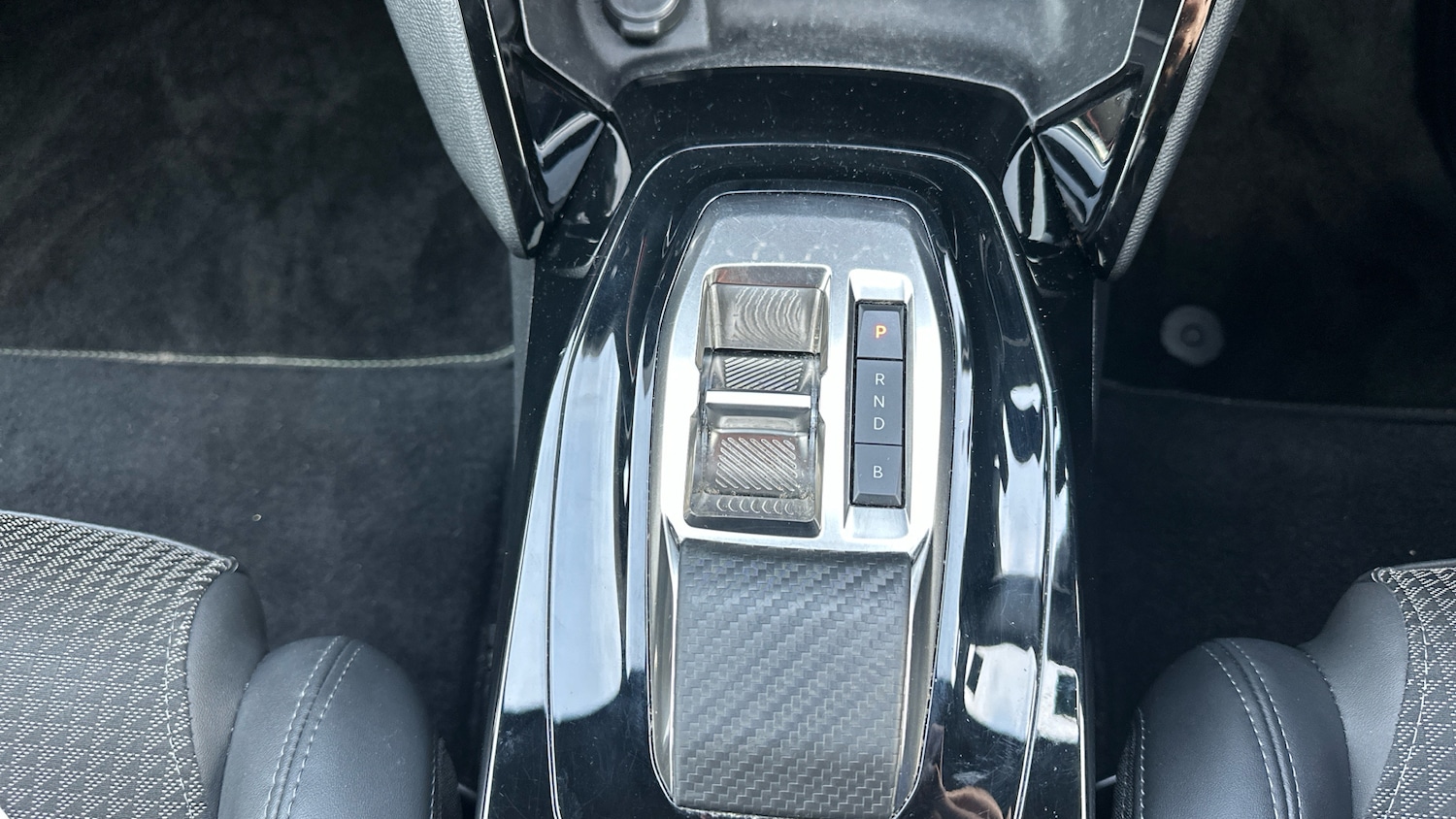 Used Peugeot 2008 2022 for sale - 76722725: Photo 31