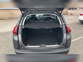 Used Peugeot 2008 2018 for sale - 78510413: Photo