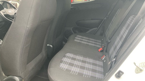 Used Hyundai i10 2024 for sale - 76222119: Photo 16