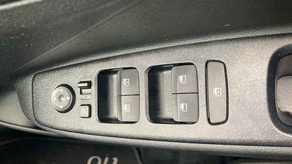 Used Hyundai i10 2024 for sale - 76222119: Photo 25