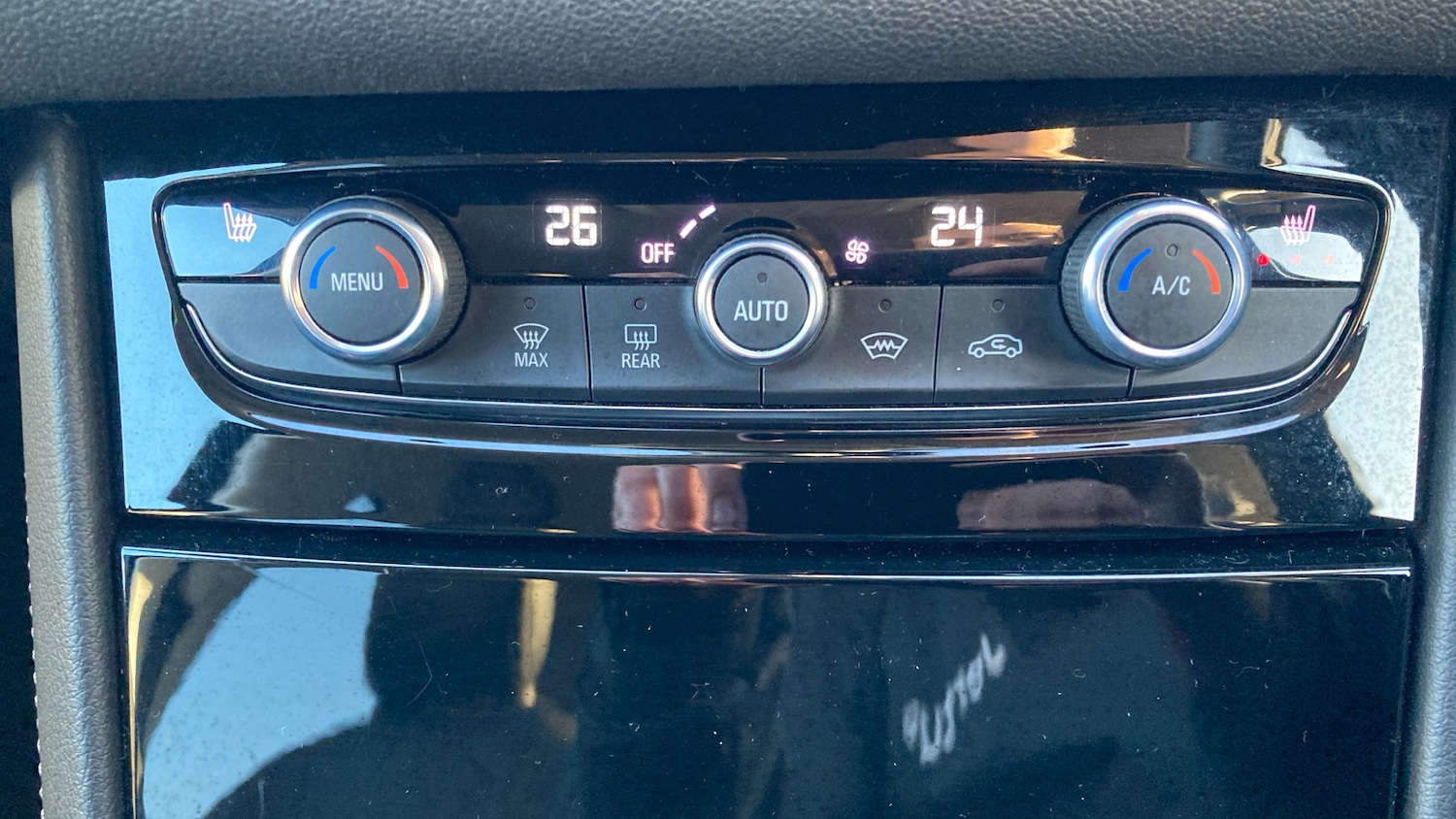 Used Vauxhall Grandland 2022 for sale - 76979646: Photo 24