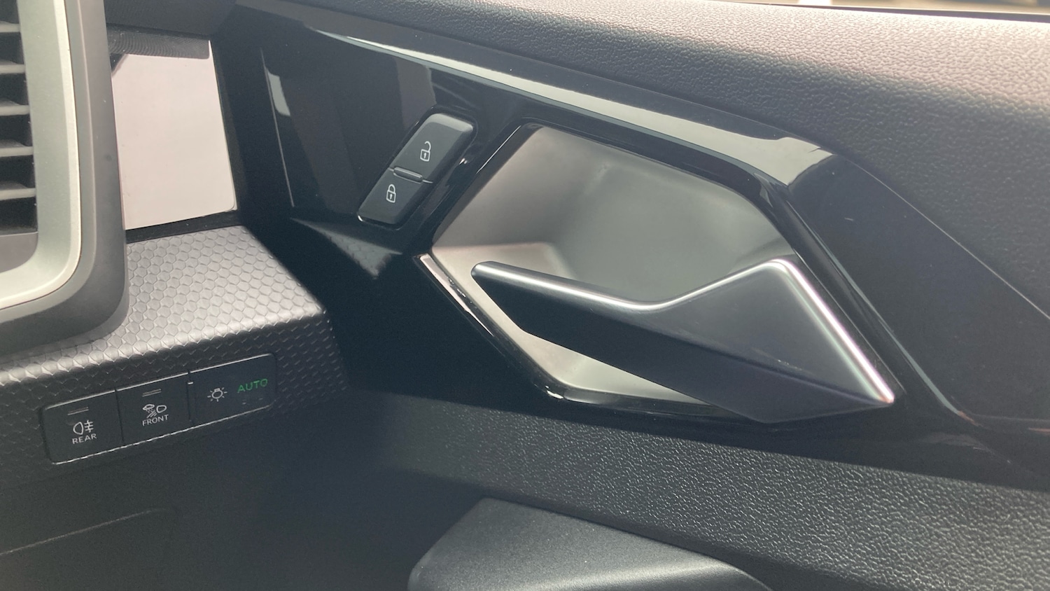 Used Audi A1 2018 for sale - 77766192: Photo 41