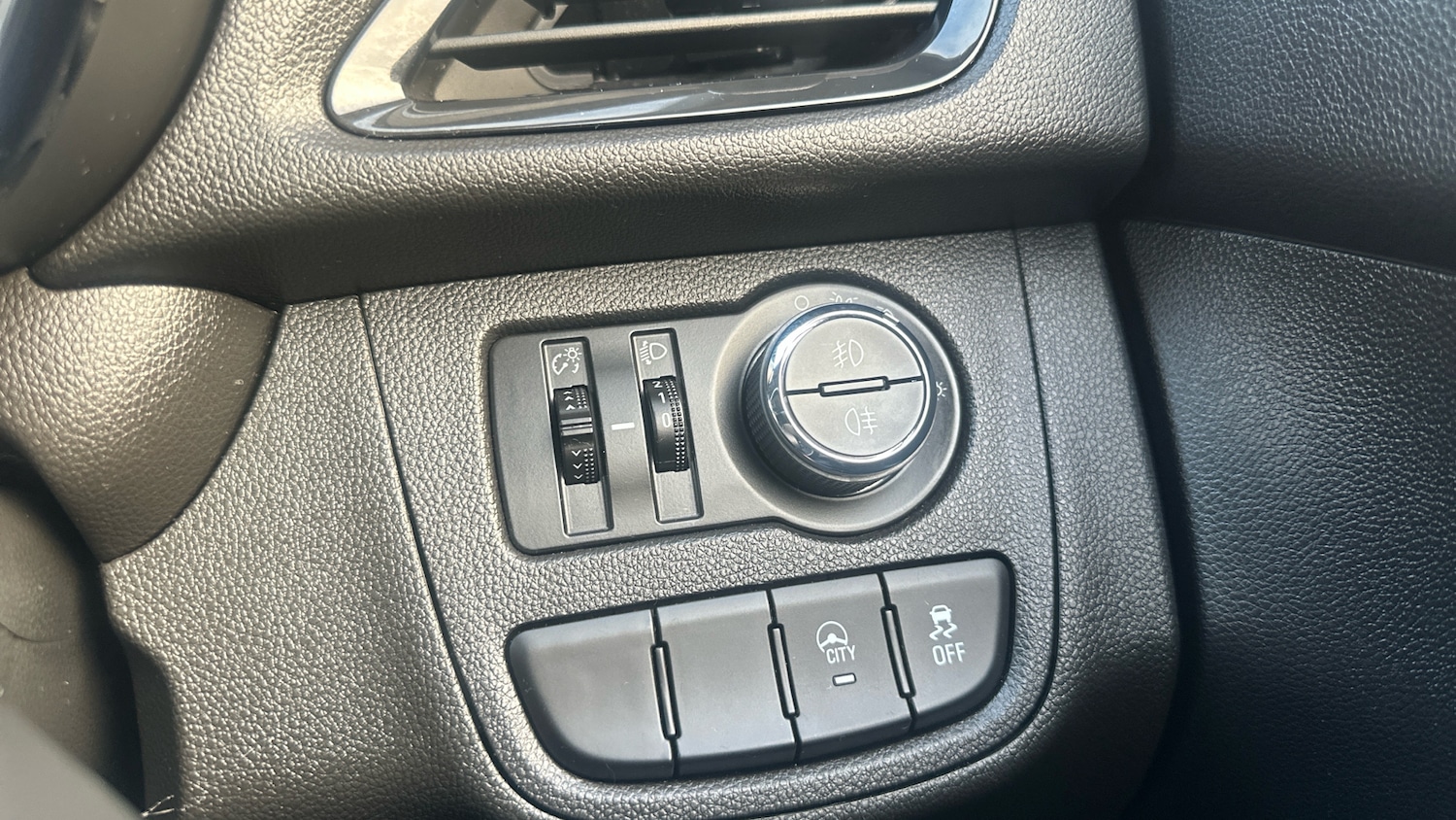 Used Vauxhall Viva 2018 for sale - 77138461: Photo 22