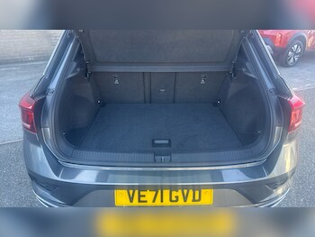 Used Volkswagen T-Roc 2021 for sale - 78439623: Photo