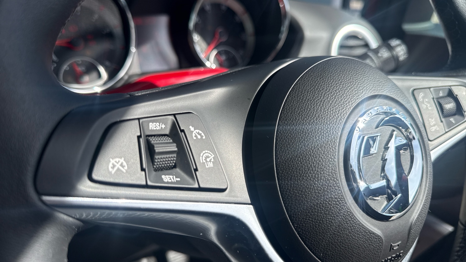 Used Vauxhall ADAM 2017 for sale - 78176401: Photo 31