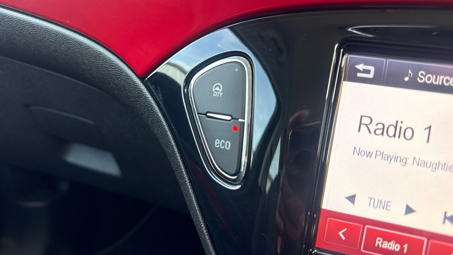 Used Vauxhall ADAM 2017 for sale - 78176401: Photo 39