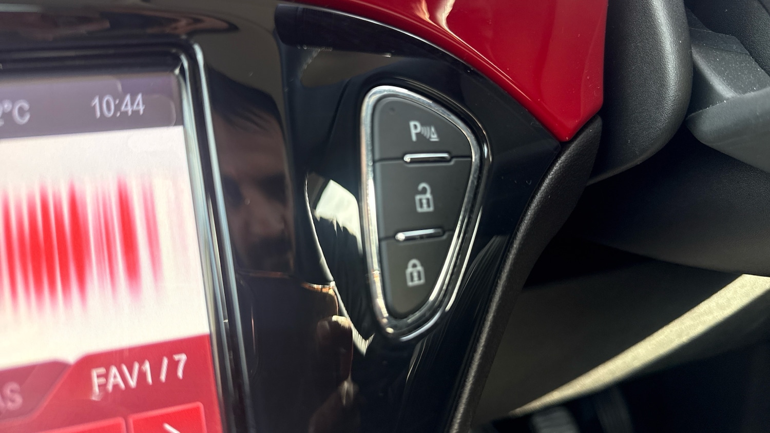 Used Vauxhall ADAM 2017 for sale - 78176401: Photo 40