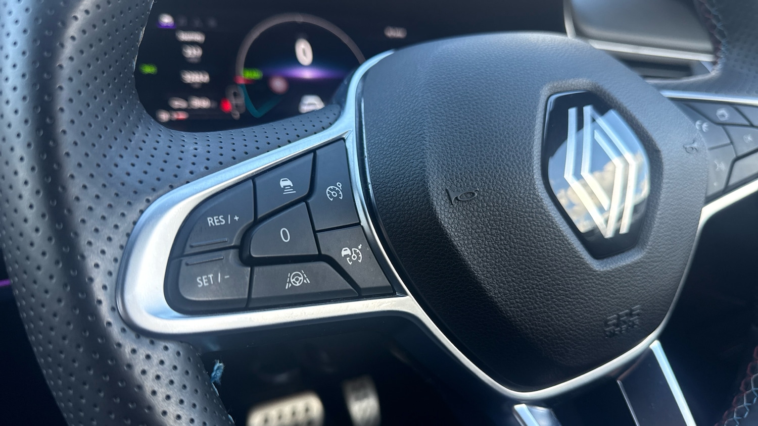 Used Renault Arkana 2024 for sale - 77951373: Photo 31