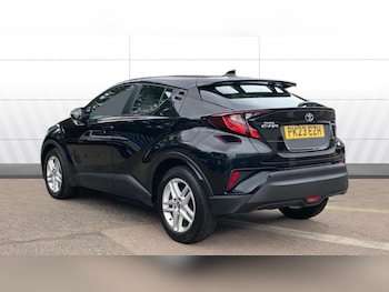 Used Toyota C-HR 2023 for sale - 75615986: Photo