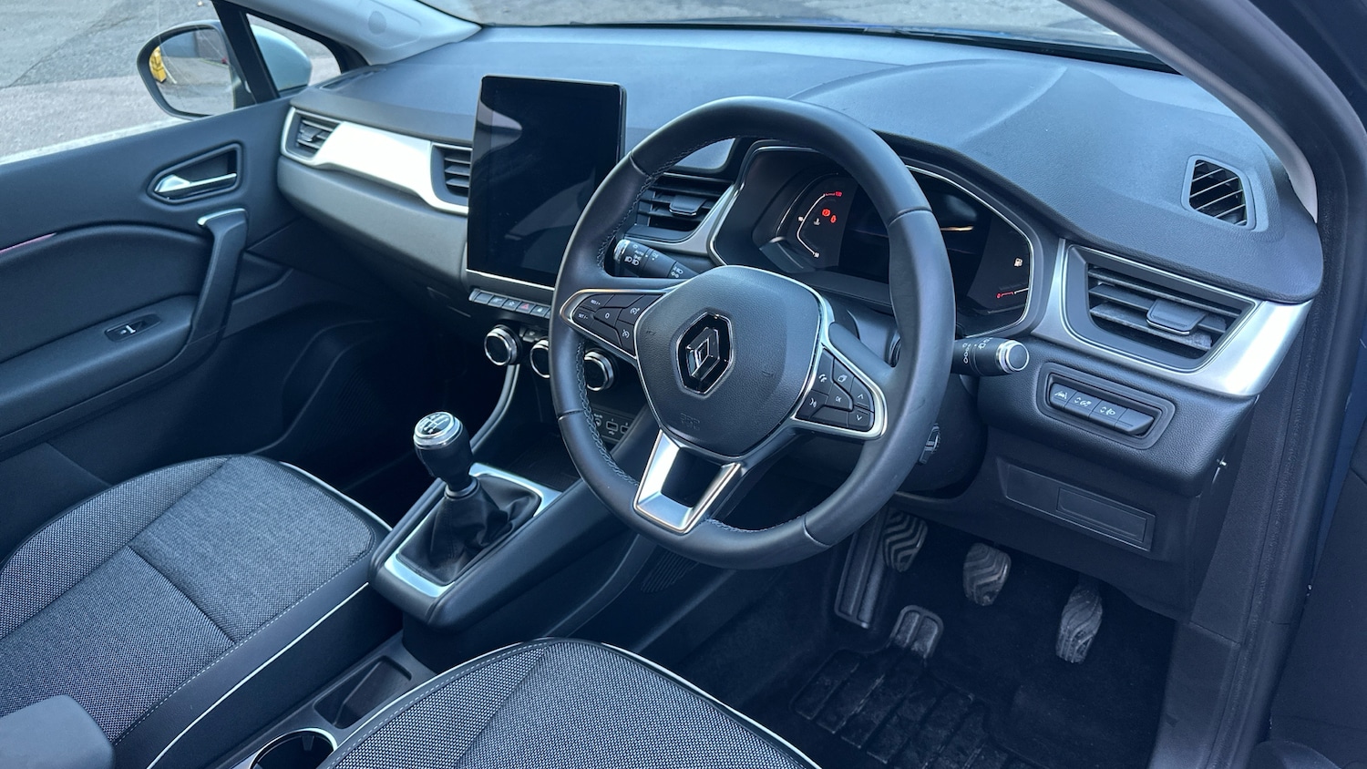 Used Renault Captur 2020 for sale - 76567709: Photo 11