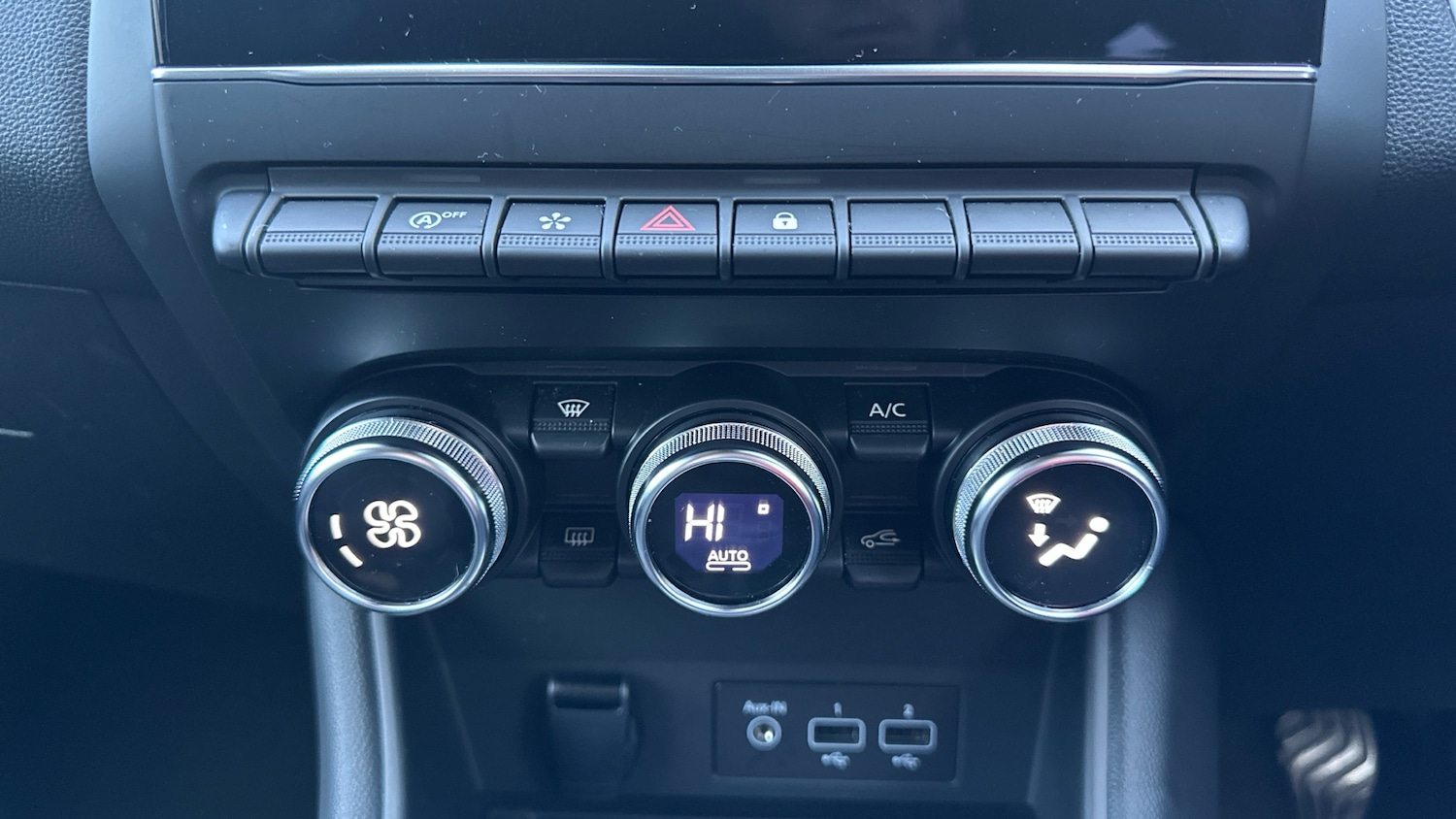 Used Renault Captur 2020 for sale - 76567709: Photo 32