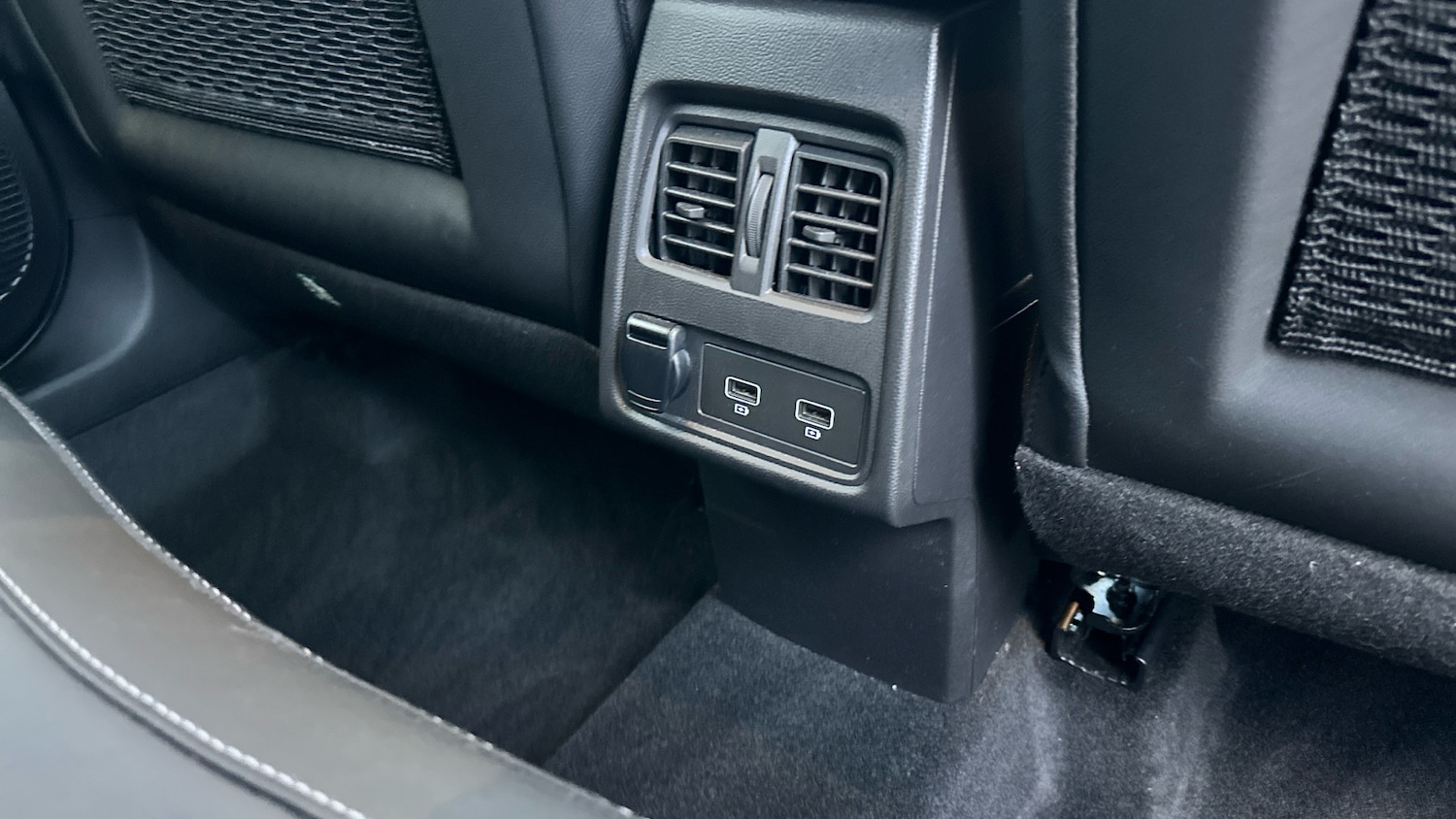 Used Renault Captur 2020 for sale - 76567709: Photo 38