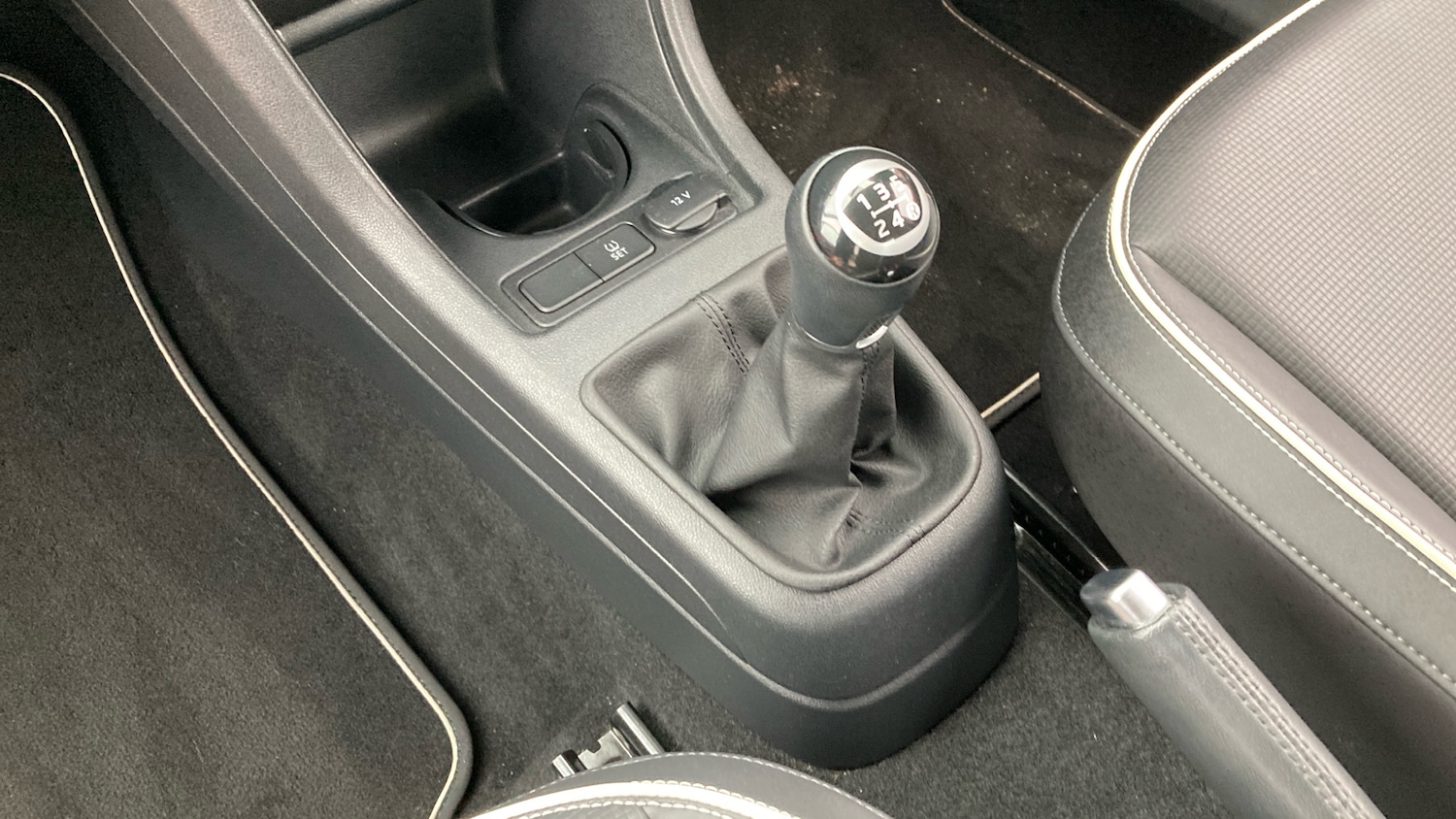 Used Volkswagen up! 2015 for sale - 77650176: Photo 13