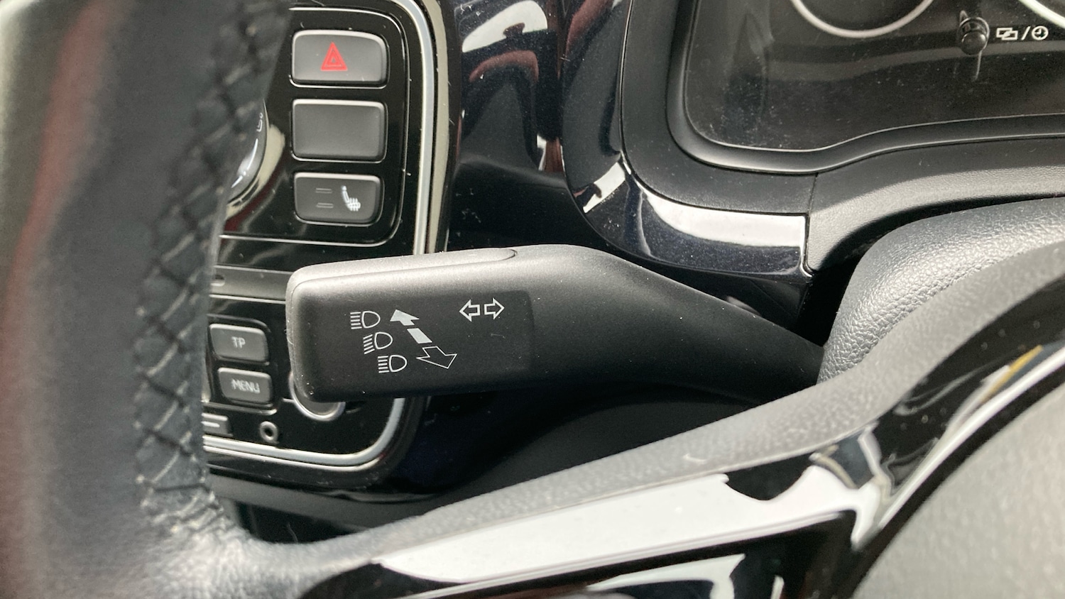 Used Volkswagen up! 2015 for sale - 77650176: Photo 26