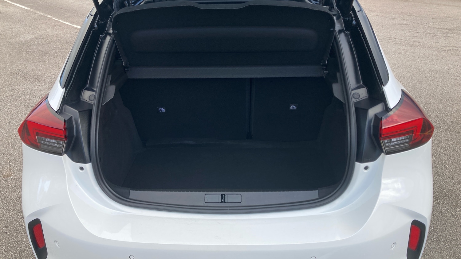 Used Vauxhall Corsa 2023 for sale - 76605457: Photo 4