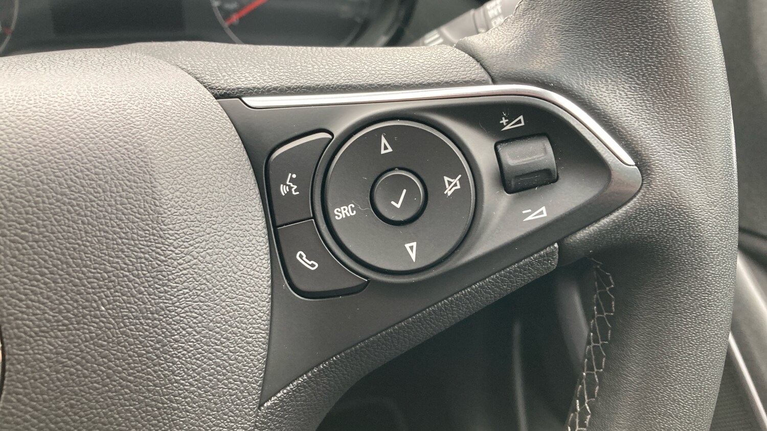 Used Vauxhall Crossland 2023 for sale - 77679342: Photo 22