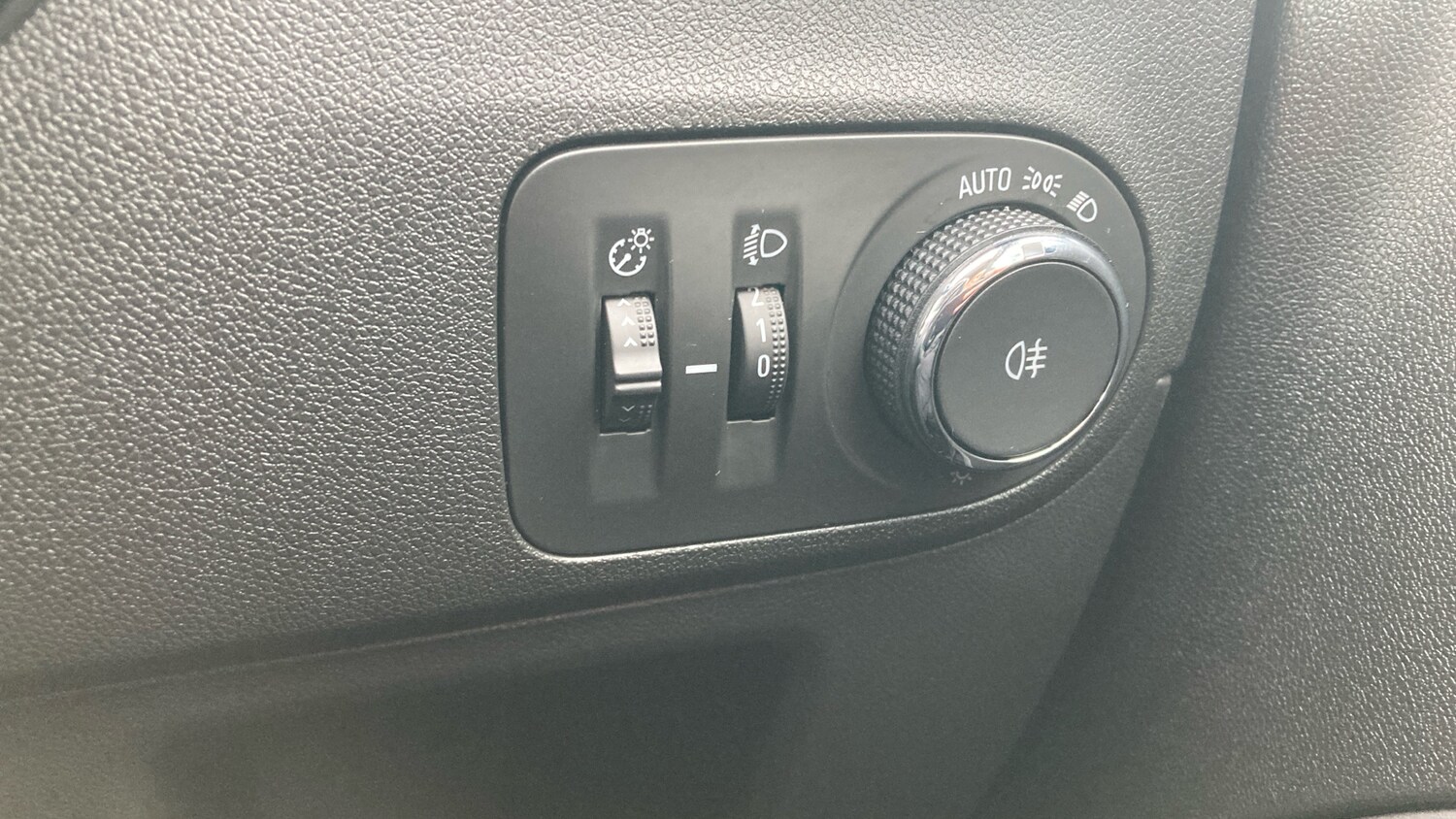 Used Vauxhall Crossland 2023 for sale - 77679342: Photo 23