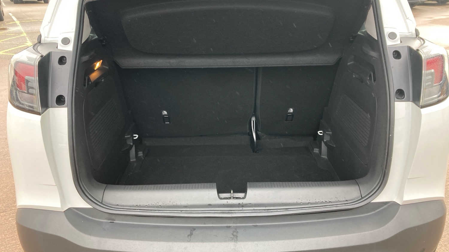 Used Vauxhall Crossland 2023 for sale - 77679342: Photo 4